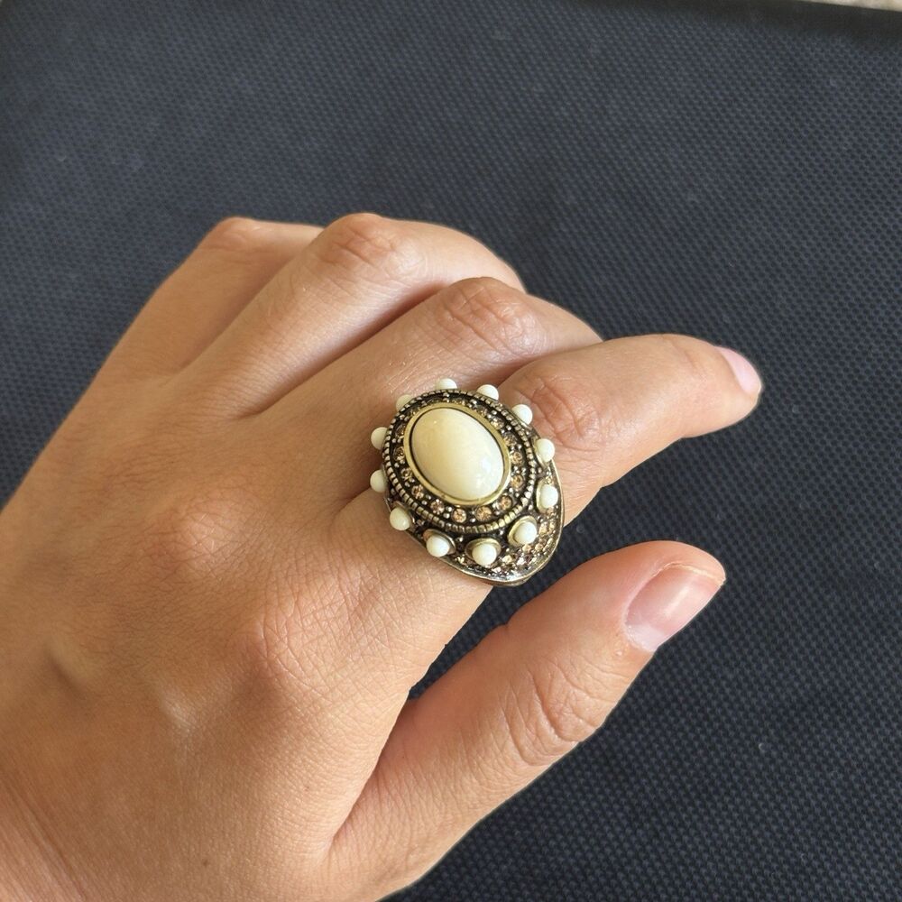 Heidi Daus Rhapsody In Hues Cream Cabochon Pave Swarovski Crystals Domed Ring 8